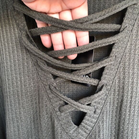 Torrid 1X Plus Size Top Waffle Lace Up VNeck Olive Green Long Sleeve Casual Cozy - Picture 11 of 11